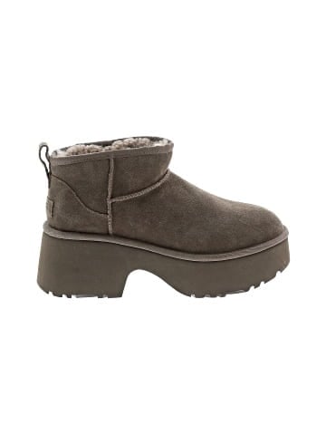 Ugg Australia Ankle Boots (view 1)