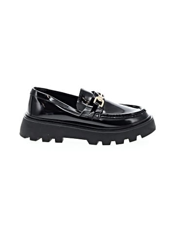 Zara Flats (view 1)