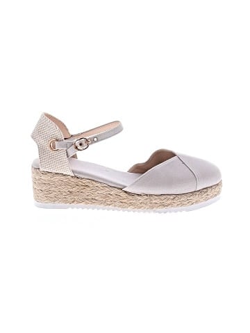 Unbranded Wedges (view 1)