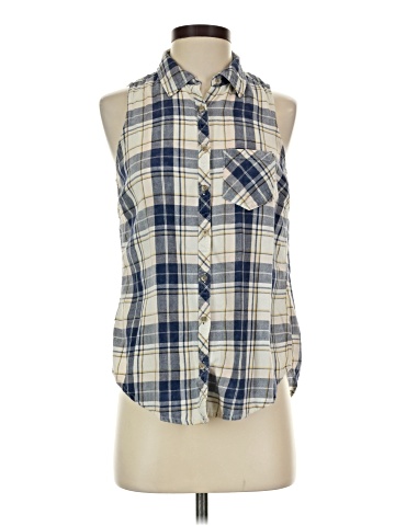 Maurices Sleeveless Button-Down Shirt (view 1)