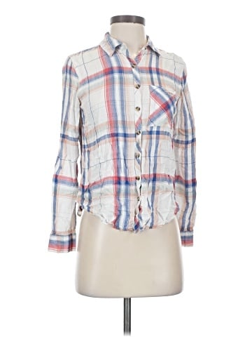 Maurices Long Sleeve Button-Down Shirt (view 1)