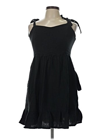 Old Navy Casual Dress (view 1)