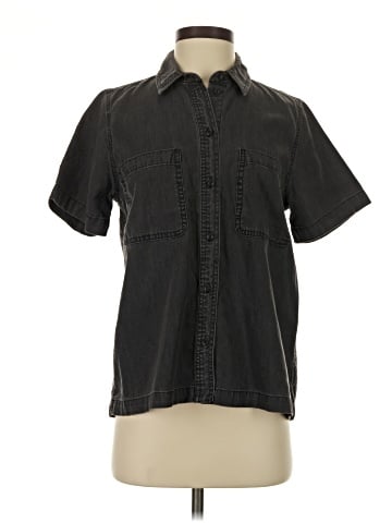 Madewell Denim Short-Sleeve Button-Up Shirt in Lunar Wash (view 1)