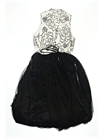 Xtraordinary Dress (view 2)