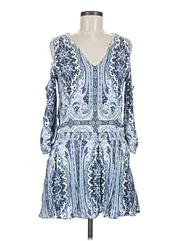 Alice + Olivia Casual Dress (view 1)
