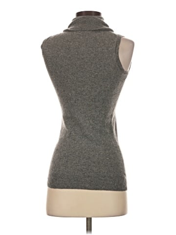 In Cashmere Cashmere Pullover Sweater (view 2)
