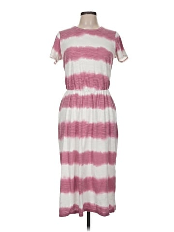 Old Navy Casual Dress (view 1)