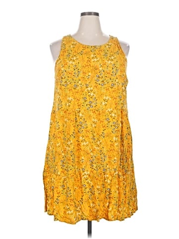 Old Navy Casual Dress (view 1)