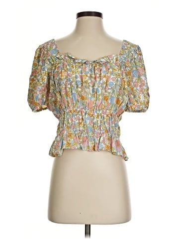 Cupcakes & Cashmere Short Sleeve Blouse (view 1)