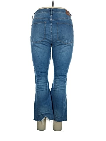 Madewell Cali Demi-Boot Jeans in Bronson Wash: Button-Front Edition (view 2)