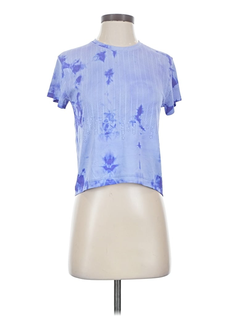 Pre-owned Lululemon Athletica Short Sleeve T-shirt In Blue