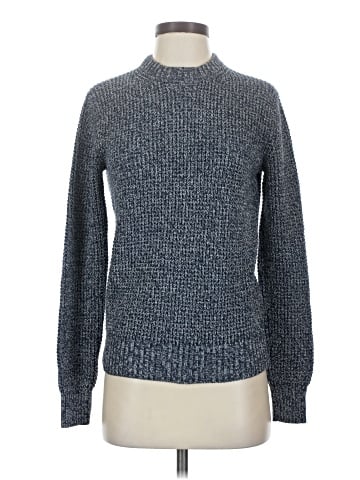 Uniqlo Turtleneck Sweater (view 1)