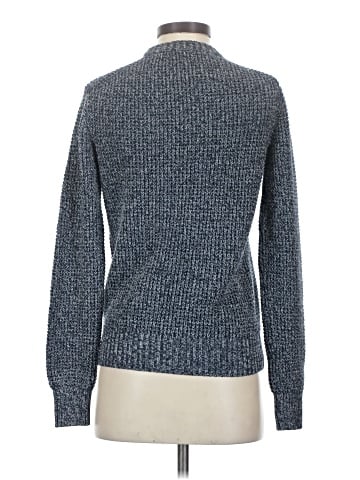 Uniqlo Turtleneck Sweater (view 2)