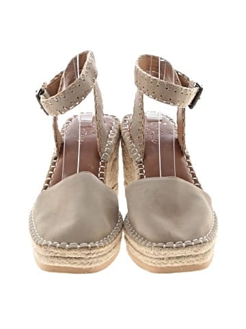Crown Vintage Wedges (view 2)