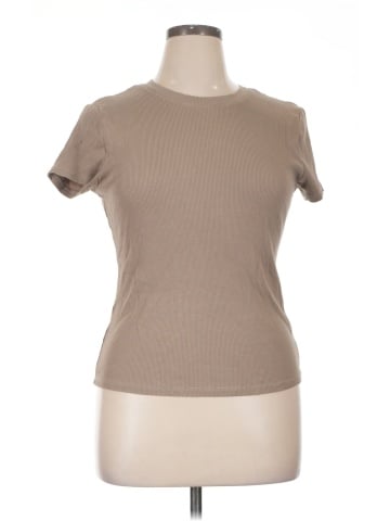 dip Short Sleeve Top (view 1)