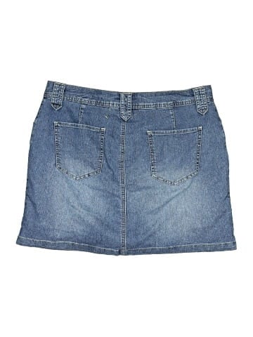 St. John's Bay Skort (view 2)