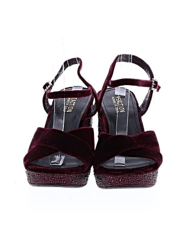 Kenneth Cole REACTION Sandals (view 2)
