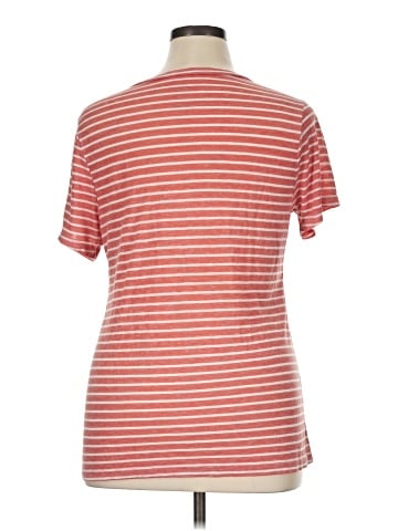 Old Navy Short Sleeve T-Shirt (view 2)