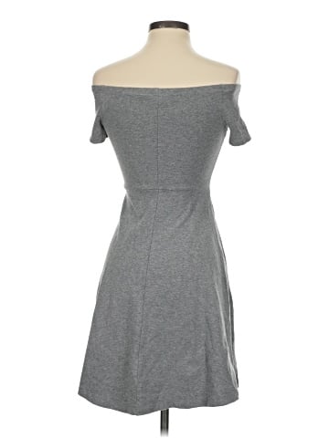 Old Navy Casual Dress (view 2)