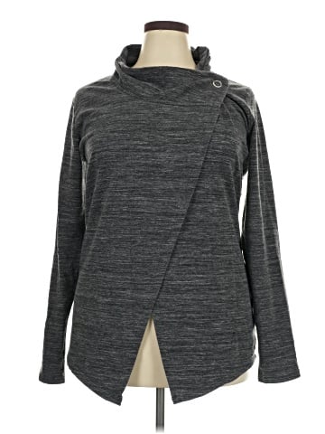 Danskin Long Sleeve Top (view 1)