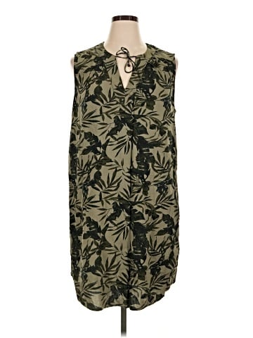 Old Navy Casual Dress (view 1)