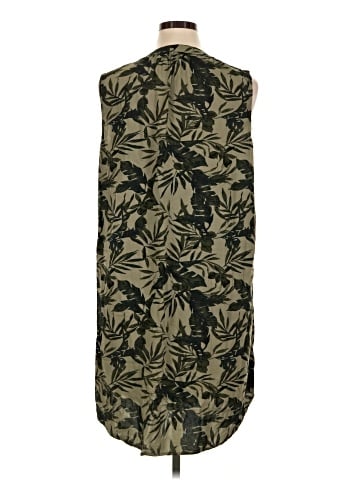 Old Navy Casual Dress (view 2)