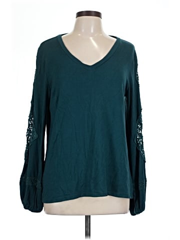 Maurices Long Sleeve T-Shirt (view 1)