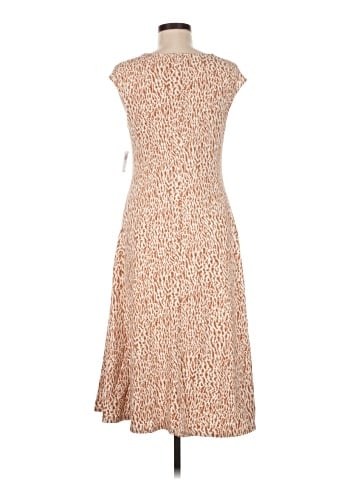 Old Navy Casual Dress (view 2)