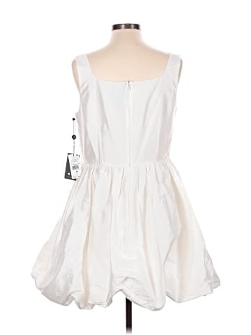 Adrianna Papell Casual Dress (view 2)