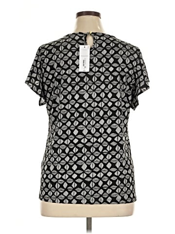 Liz Claiborne Short Sleeve T-Shirt (view 2)