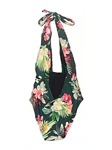 La Blanca One Piece Swimsuit (view 2)