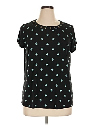 Liz Claiborne Short Sleeve T-Shirt (view 1)