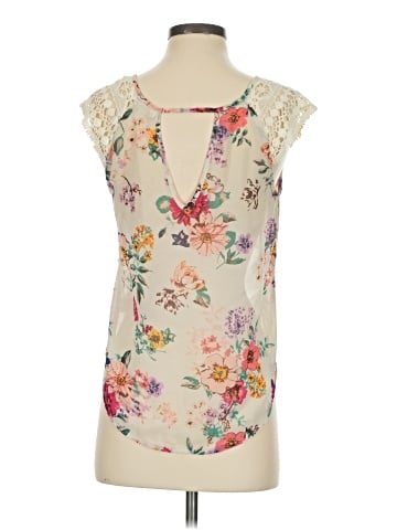 Love on a Hanger Sleeveless Blouse (view 2)
