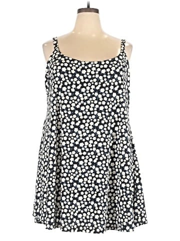 Lularoe Casual Dress (view 1)