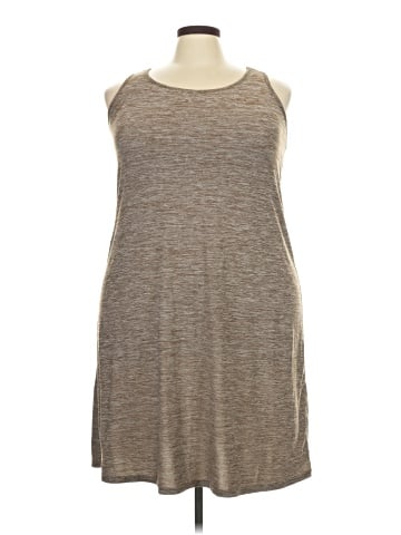 32 Degrees Sleeveless T-Shirt (view 1)