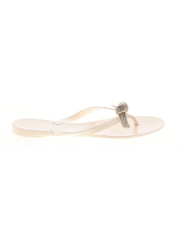 Ivanka Trump Flip Flops (view 1)