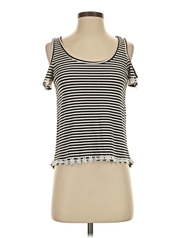 Hot Topic Sleeveless Top (view 1)