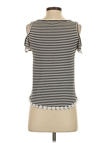 Hot Topic Sleeveless Top (view 2)