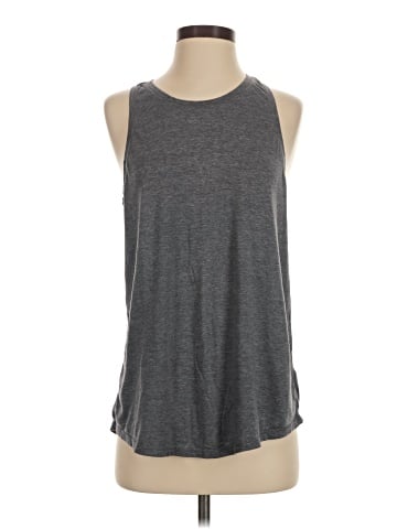 Gap Fit Sleeveless T-Shirt (view 1)