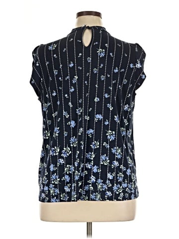 Elle Sleeveless Blouse (view 2)
