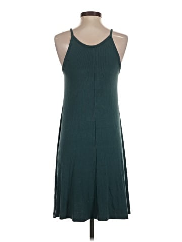 Old Navy Casual Dress (view 2)