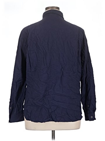 Travelsmith Long Sleeve Button-Down Shirt (view 2)