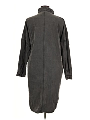 PrettyLittleThing 3/4 Sleeve Button-Down Shirt (view 2)