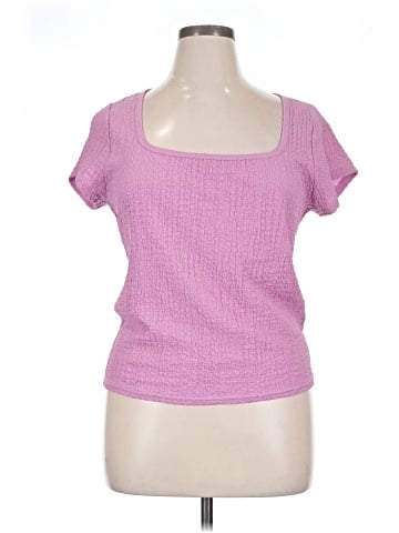 Old Navy Short Sleeve T-Shirt (view 1)