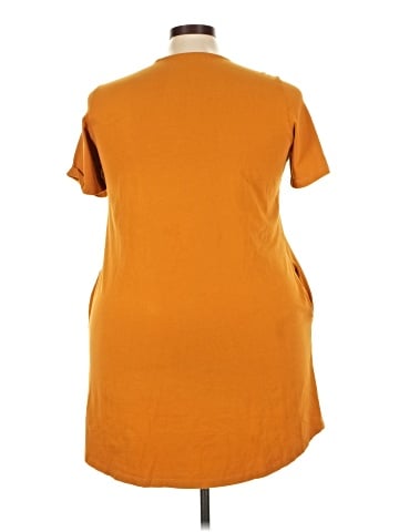 Universal Standard Short Sleeve T-Shirt (view 2)