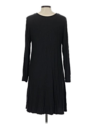 Old Navy Casual Dress (view 2)