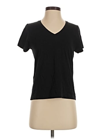 Uniqlo Short Sleeve T-Shirt (view 1)