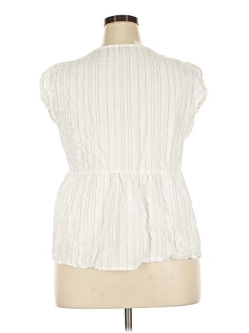Knox Rose Sleeveless Blouse (view 2)