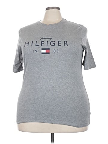 Tommy Hilfiger Short Sleeve T-Shirt (view 1)