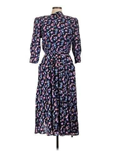 Karin Stevens Casual Dress (view 1)